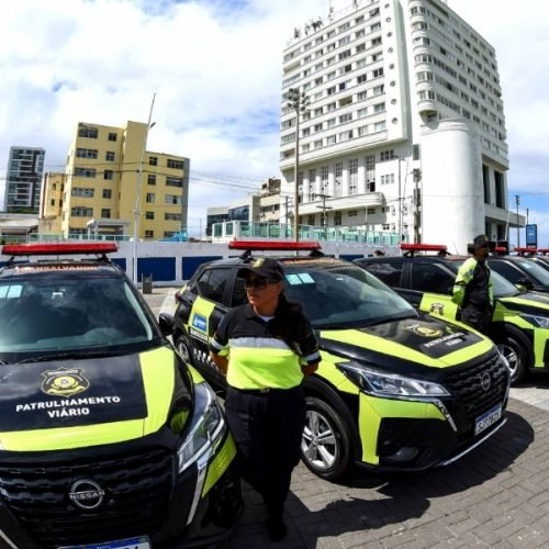 Suspeito morre após troca de tiros com agentes que escoltava comboio do prefeito