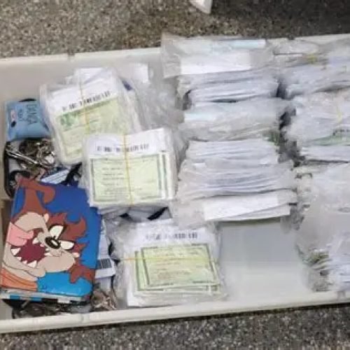 Polícia Militar da Bahia realiza devolução de documentos perdidos no carnaval