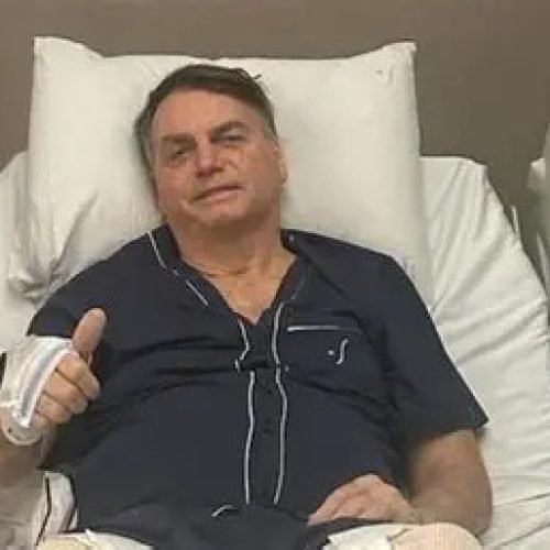 Cirurgião explica novo procedimento para bloquear soluços de Bolsonaro