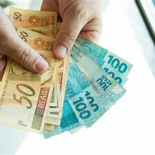 Novo valor  do Salario minimo vale a partir de janeiro a ser pago no salário de fevereiro.