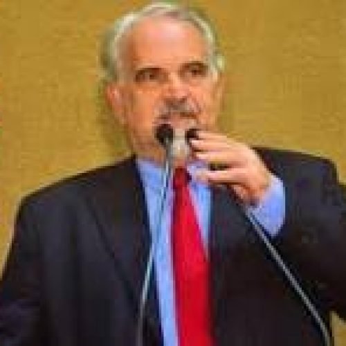 Deputado acusa ACM Neto de má fé ao manipular declarações do governador