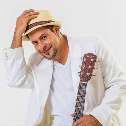 Stand Up Music estreia com Edu Casanova e participação especial de Sylvia Patrícia