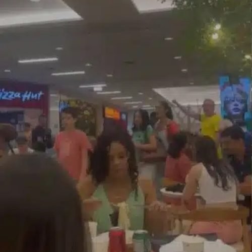Apoiadores do ex presidente invadem grande Shopping e são vaiados