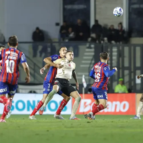 Bahia vence Vasco na Fonte Nova