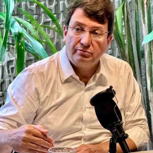 Marcelo Emerenciano critica postura da primeira-dama de Salvador: “Falta responsabilidade ao expor caso sem apuração técnica”