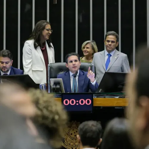 PEC da Blindagem pode barrar ações contra corrupção no uso de emendas